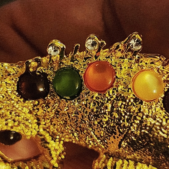 Lenny The Lizard Chameleon Gecko Reptile Brooch Gold Tone Jewel Tones Large EUC - Picture 3 of 7